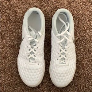 Nike tiempo legend 8 Academy IC